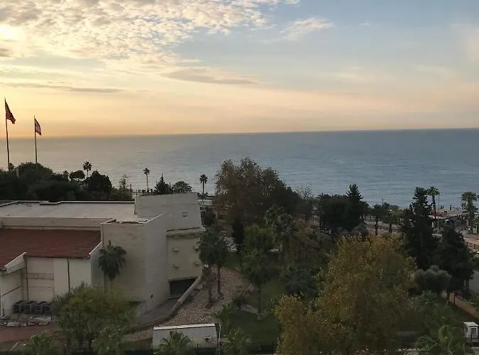 Antalya hotels near Muradiye Camii