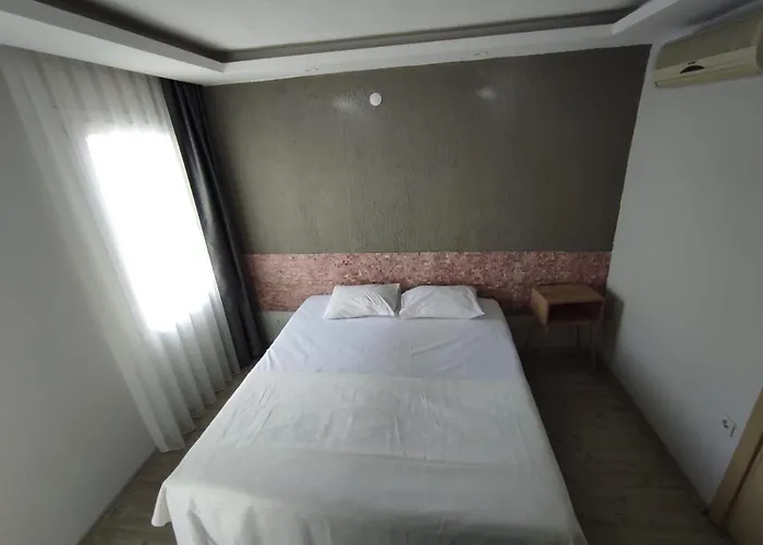 1989 Hotel Sebat Cesme