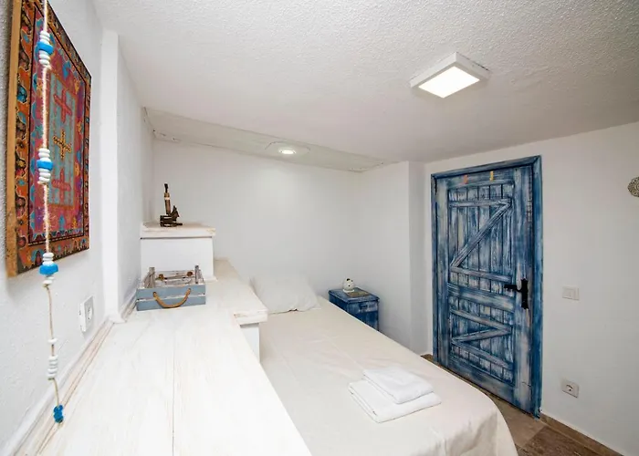 Pet friendly Lovely Flat With Pool And Nature View In Bodrum Golturkbuku
