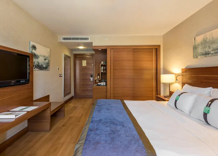 Istanbul hotels near Laleli Camii