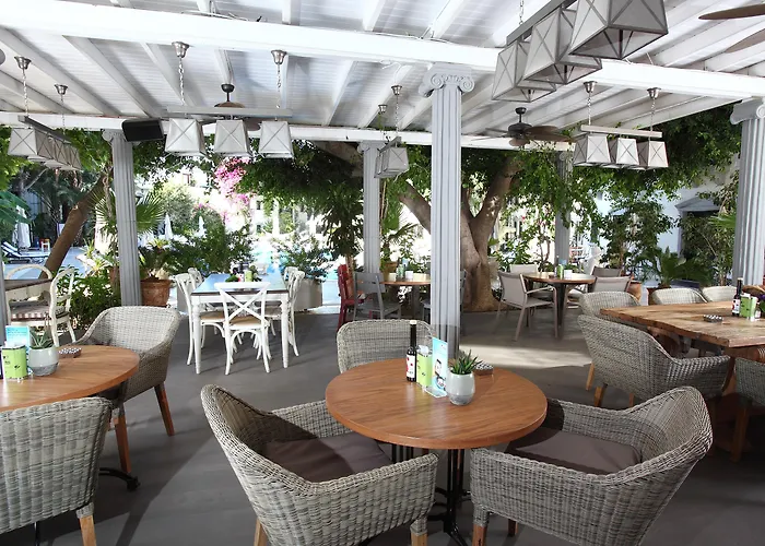 Doubletree By Hilton Bodrum Marina Vista - 4 star Hotel