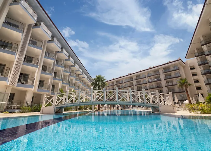 Kusadasi hotels near Kuakmer