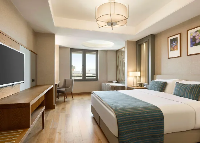 Adana hotels near Ulu Mosque