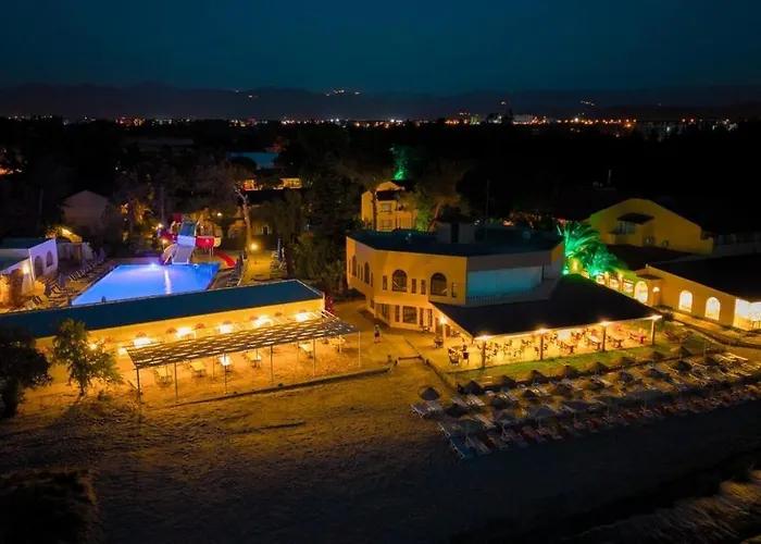 Burhaniye Hotels