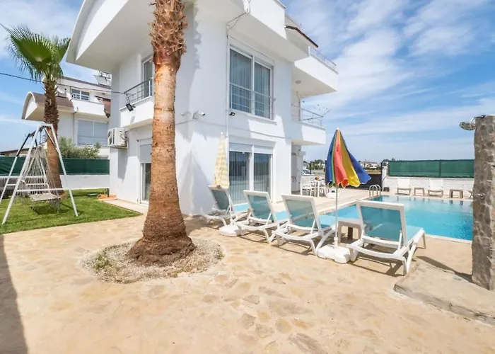 Dazzling Villa With Private Pool In Antalya Belek