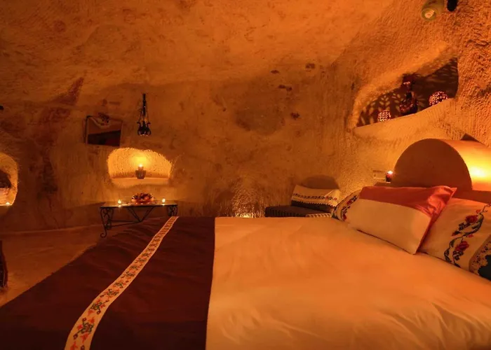 Jerveni Cave Hotel Mustafapasa