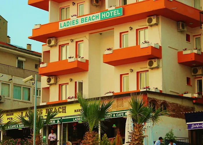 Pet friendly Ladies Beach Hotel Kusadasi