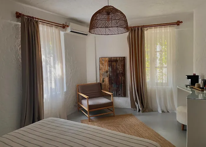 Alacati hotels near Alacati Carsi