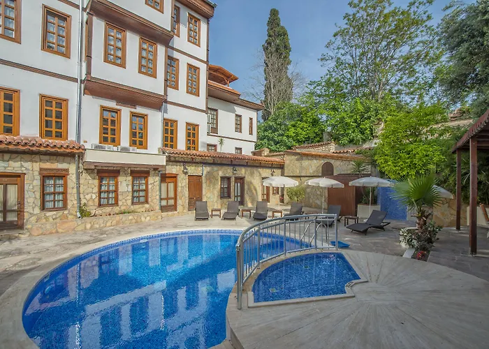Antalya hotels near Kaleici