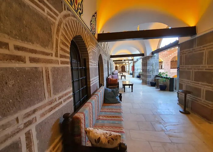 Cesme Kanuni Kervansaray Historical Hotel 5 star