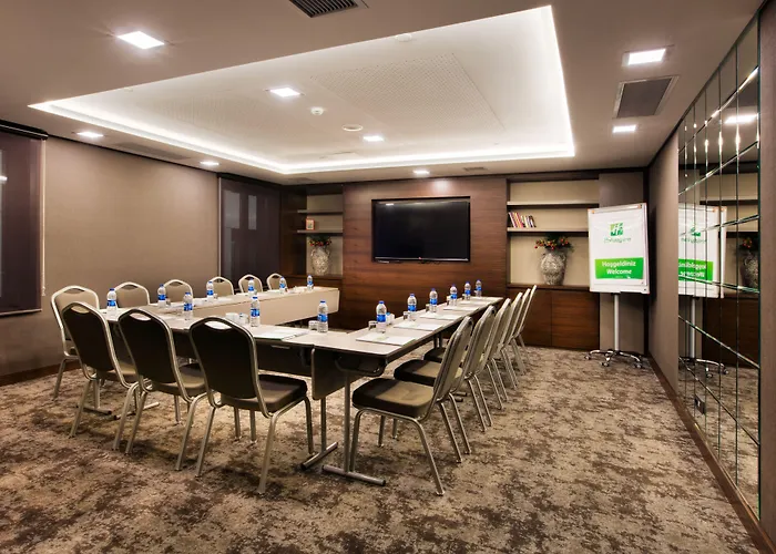 Hotels near Ayrilik Cesmesi in Istanbul