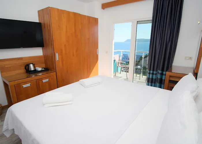 Kas hotels near Big Pebble Beach