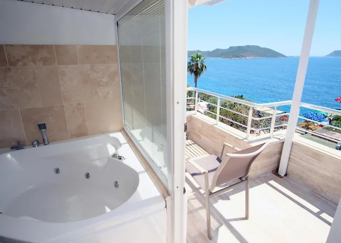 Kas hotels near Kral Mezari
