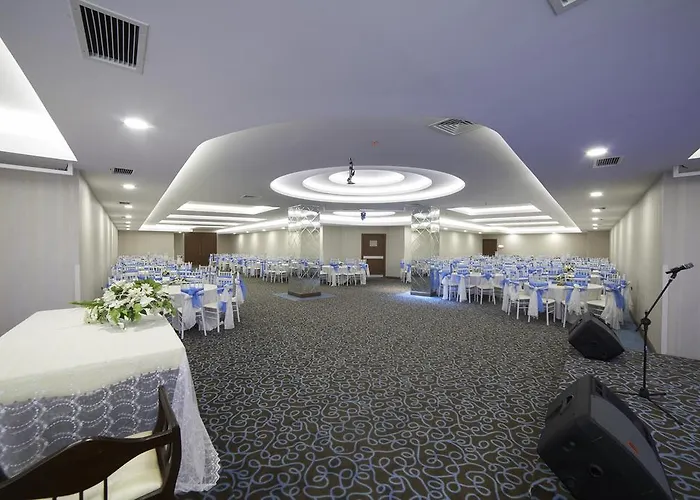 Eskisehir Hotels near Eskisehir Anadolu Havaalani Airport (AOE)
