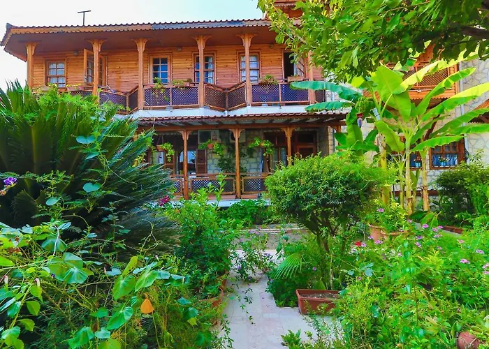 Oenemli Suites Side