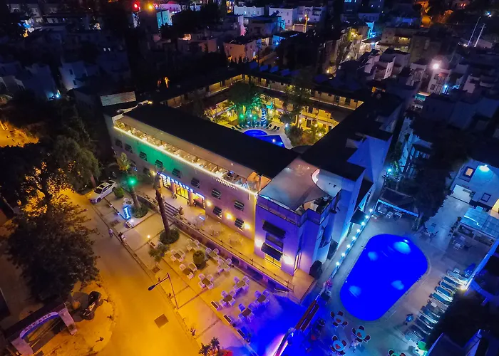 Bodrum hotels near Tepecik Mosque marina