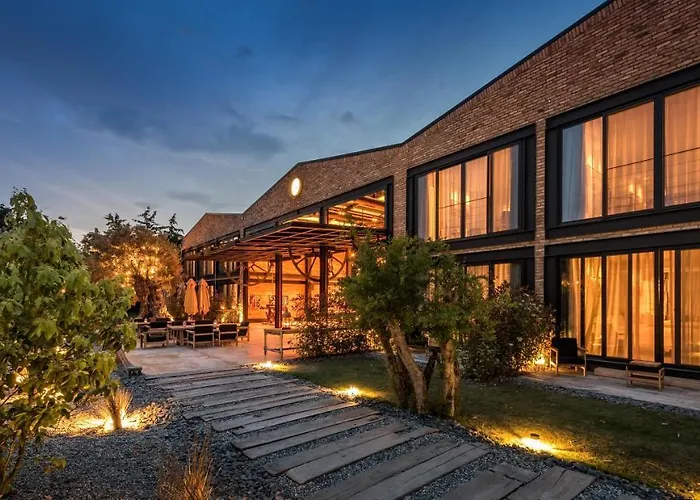 Alacati hotels near Ilica Public Beach